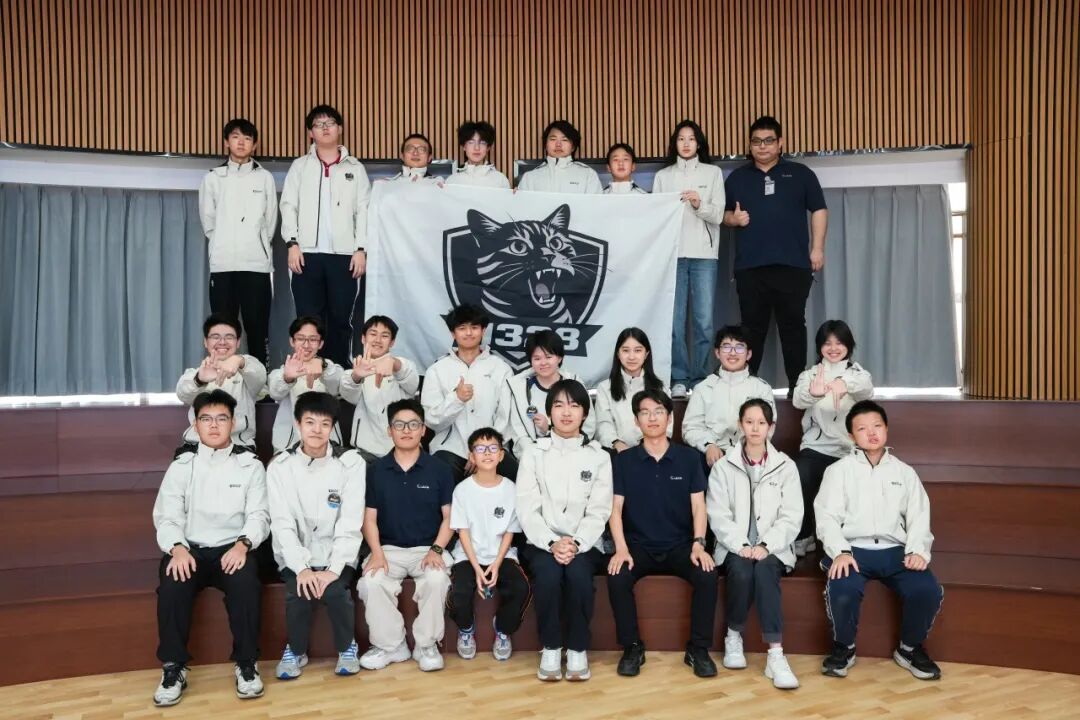 【新哲研创】 | 燃动机械，不负热爱！FRC 11328校队，上海区域赛书写青春答卷